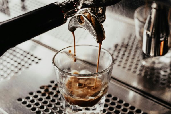 pour2